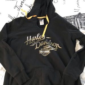 Women’s Harley Davidson Sweatshirt size XL